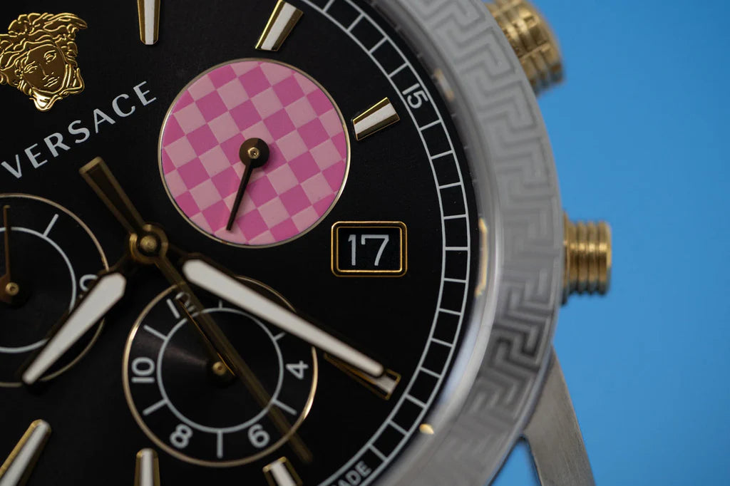 Versace Sport Tech Chronograph mit schwarzem Zifferblatt und schwarzem Kautschukarmband für Damen – VELT00619, Damenuhr