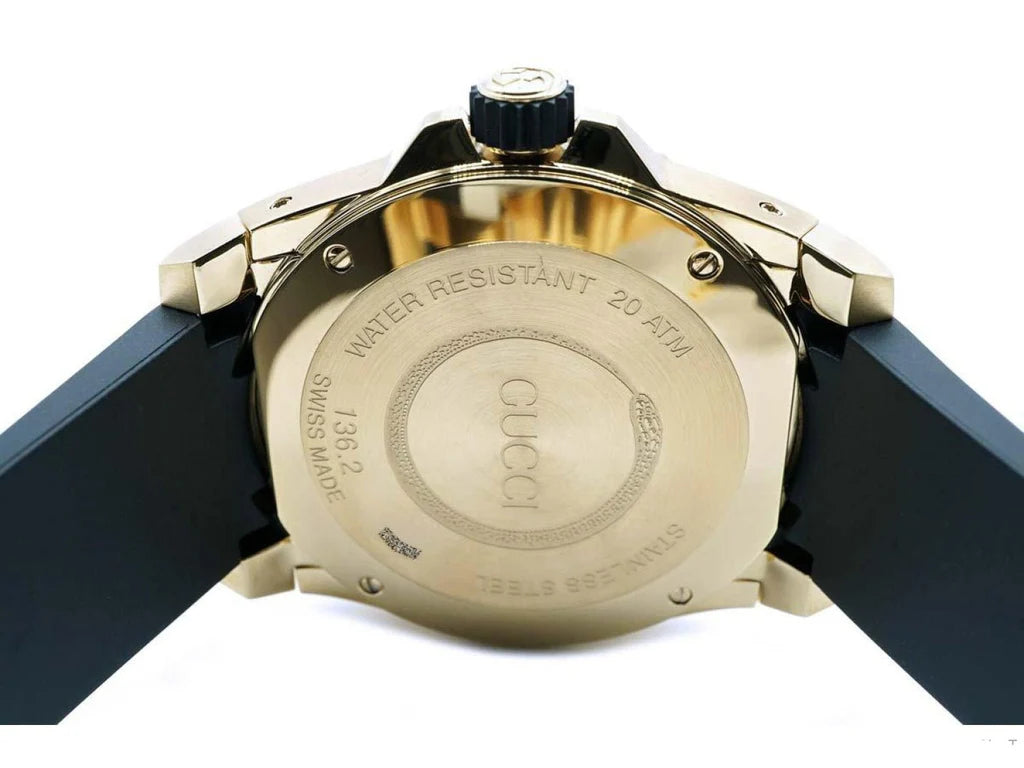 Gucci Dive Quartz – Schwarzes Zifferblatt – Schwarzes Kautschukarmband – Uhr für Herren – YA136219