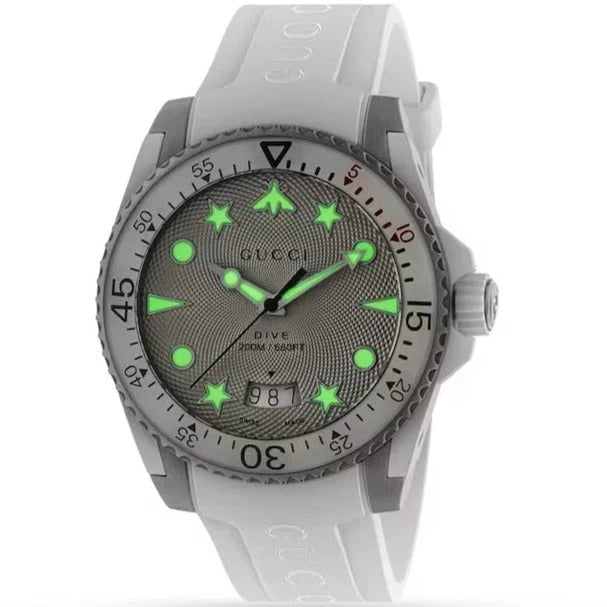 Gucci Taucheruhr mit Quarzwerk, weißem Zifferblatt und weißem Kautschukarmband für Herren - YA136337