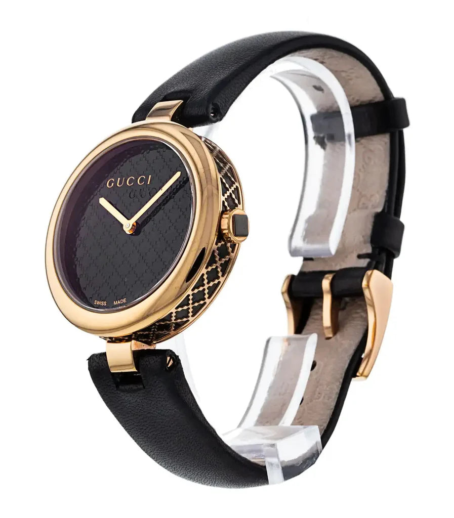 Gucci Diamantissima Quarzuhr mit schwarzem Zifferblatt und schwarzem Lederarmband für Damen – YA141401m Damenuhr