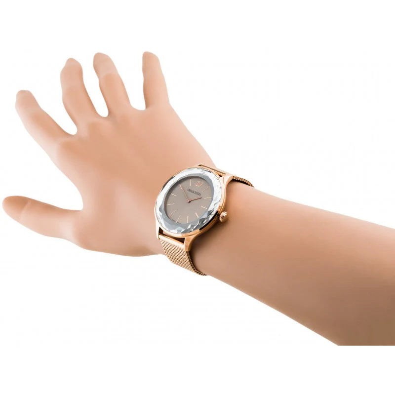 Swarovski Octea Nova Damenuhr mit grauem Zifferblatt und goldenem Mesh-Armband - 5451634