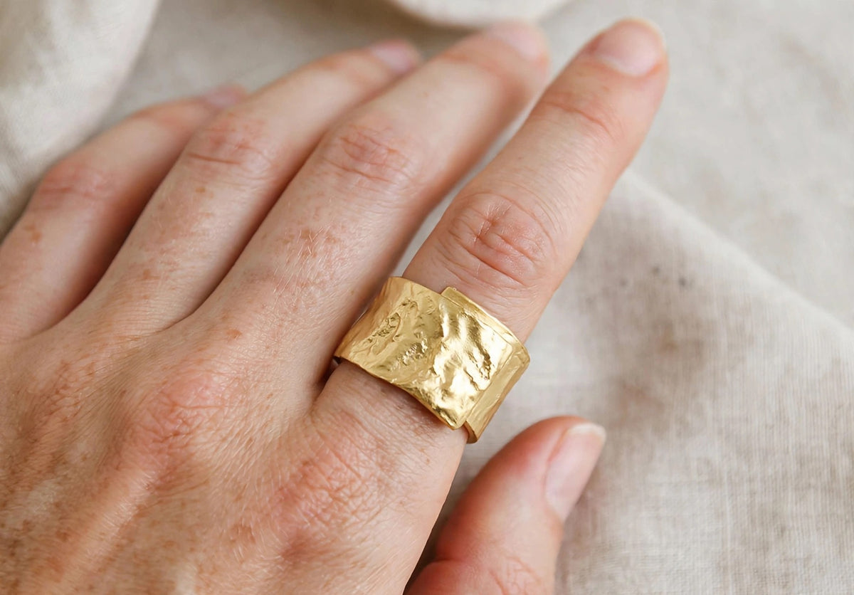 Elodia- Breiter rauer -Ring , 925 Silber, in Silber und Goldlook, Größenvariabel