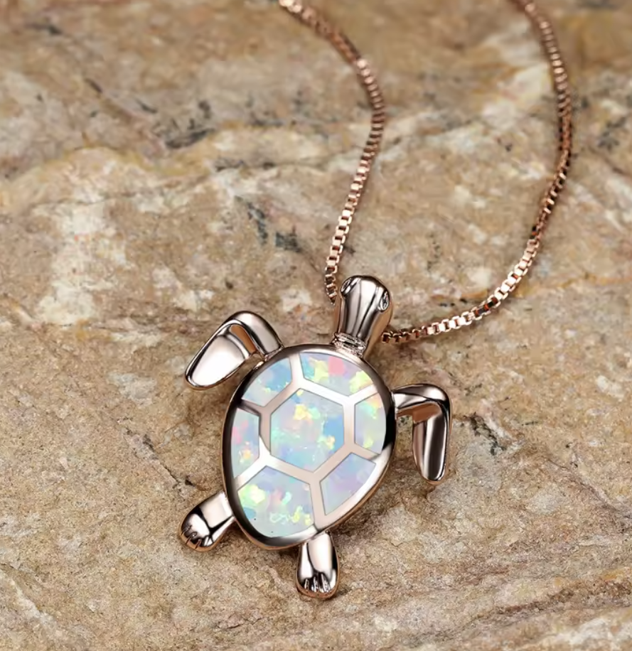 Elli - Niedliche Kleine Schildkröte Kette mit Anhänger   - Halskette,  Kette Lilli-G, rosefarbene Kette