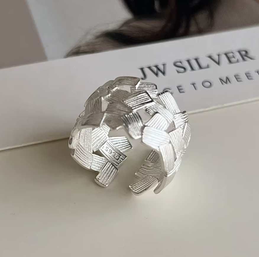 Statement Ring S925 Silber - Breiter Flecht-Ring | Boho Silberring verstellbar | MALASUgrößenverstellbarer Damenring gebürstet, Serling Silber