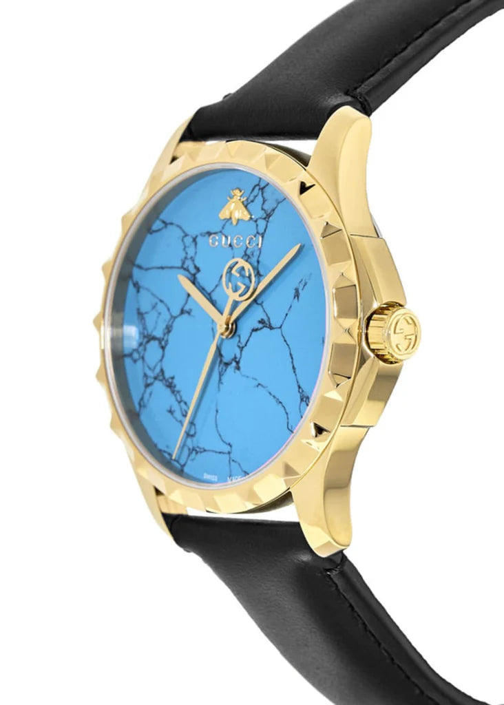 Gucci G Timeless Herrenuhr mit türkisblauem Zifferblatt und schwarzem Lederarmband - YA126462