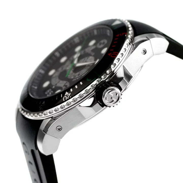 Gucci Dive Quartz Kingsnake – schwarzes Zifferblatt, schwarzes Kautschukarmband – Uhr für Herren – YA136217