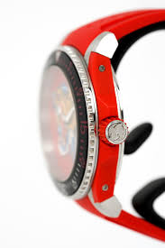 Gucci Dive Tiger – Rotes Zifferblatt – Rotes Kautschukarmband – Uhr für Herren – YA136315, Herrenuhr