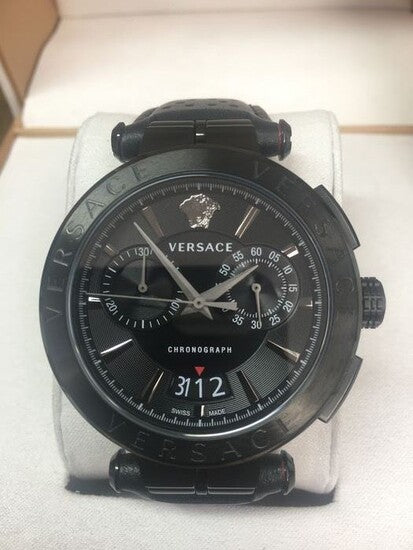 Versace V-Racer Aion Chronograph mit schwarzem Zifferblatt und schwarzem Lederarmband für Herren – VBR030017, Herrenuhr
