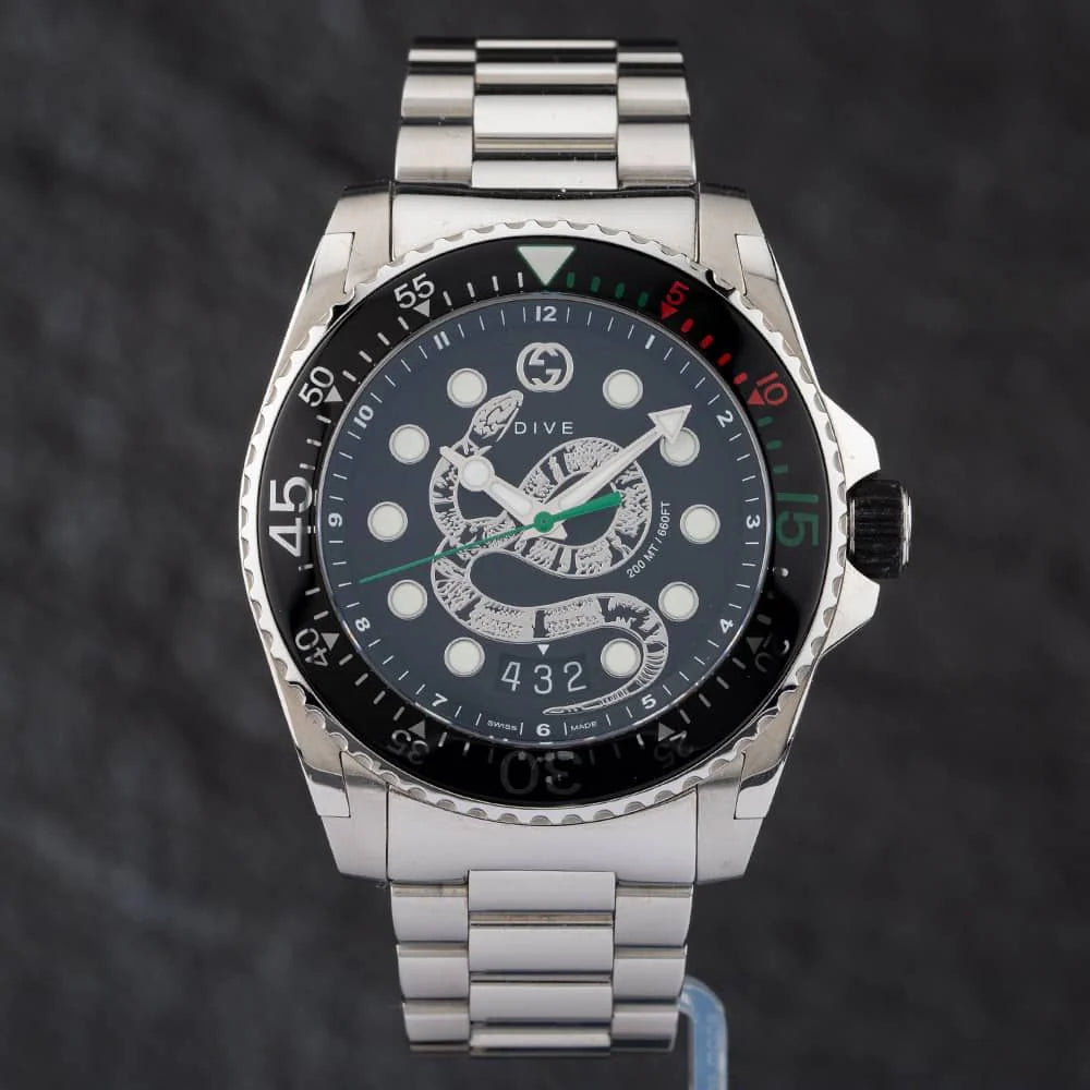 Gucci Dive Snake Schwarze Zifferblatt Silber Metallarmband , Uhr für Herren – YA136218