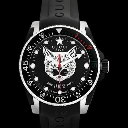 Gucci Uhr Dive 40 mm gehuse Stahl Armband Kautschuk, Schließe Metall YA136320